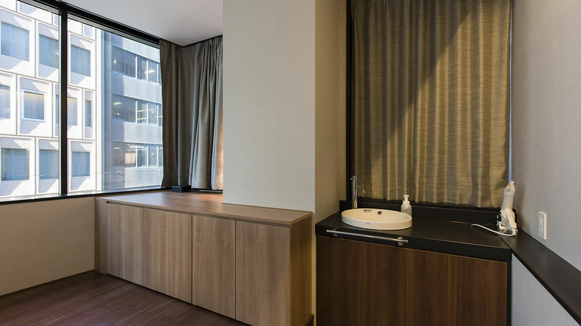 Grids Tokyo Nihombashi East Hotel&Hostel