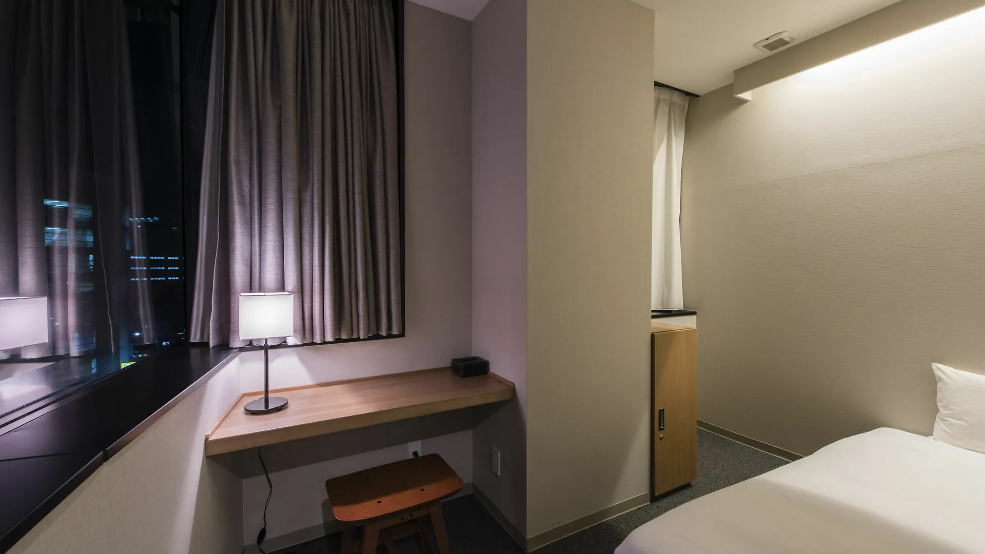 Grids Tokyo Nihombashi East Hotel&Hostel 0*,  Japan